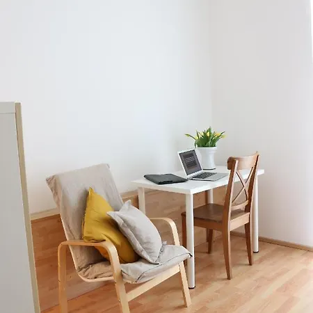 Apartment Moderne 2-3 Wohnungen, Ideal Fuer Geschaeftsreisende Und Monteure In *