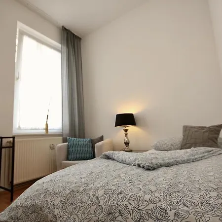 Apartment Moderne 2-3 Wohnungen, Ideal Fuer Geschaeftsreisende Und Monteure In Essen