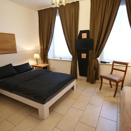 Moderne 2-3 Wohnungen, Ideal Fuer Geschaeftsreisende Und Monteure In Apartment