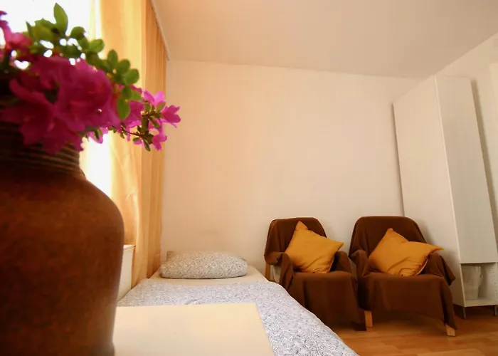 Διαμέρισμα Moderne 2-3 Wohnungen, Ideal Fuer Geschaeftsreisende Und Monteure In Έσσεν